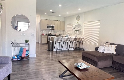 Estrella Village House | Summer home with diving pool 30 day minimum rental