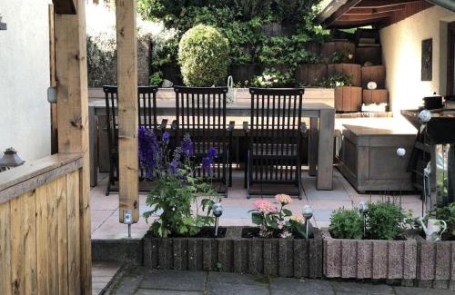Hofen House | Summer house Eifel Comfortable holiday residence