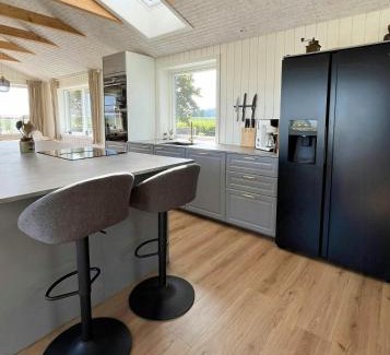 Vinderup House | Summer House With Wilderness Bath And Water Views