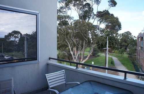 Essendon North Apartment | Summer Inn Holiday Apartments