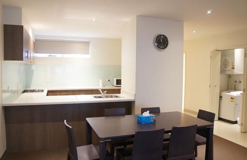 Essendon North Apartment | Summer Inn Holiday Apartments
