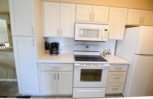 Waikoloa Condo | Summer SPECIAL $125/night. QUIET! PRIVATE! POOL! GOLF! SHOPPING! RESTAURANTS!
