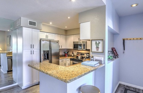 Scottsdale Ranch Condo | Summer Special - Racquet Club @ Scottsdale Ranch! Tennis, Heated Pools & Spas.