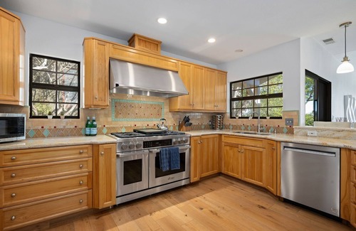 Santa Barbara House | Summerland Sea View - Ocean Views