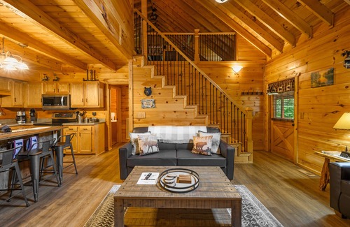 Sevierville Cabin | SummerTime is Here! Secluded Log Cabin-NEW Hot Tub-Wrap Around Porch