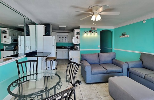 Panama City Beach Resort | Summit Beach Resort by Southern Vacation Rentals