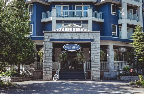 Village North Hotel | Summit Lodge Boutique Hotel Whistler
