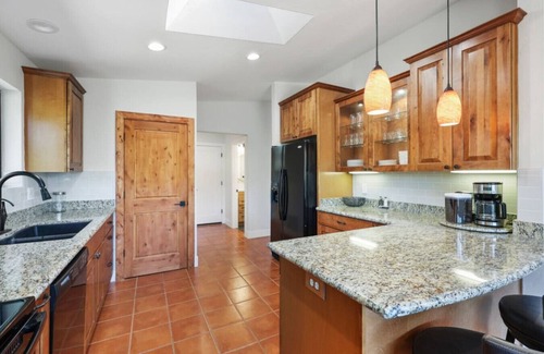 Prescott House | Summit Lodge- Sleeps 10, 4 Full Bath, Pet Friendly