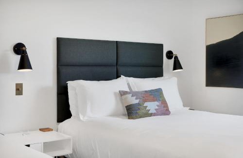 Mount Shasta Hotel | Summit Lofts Boutique Hotel