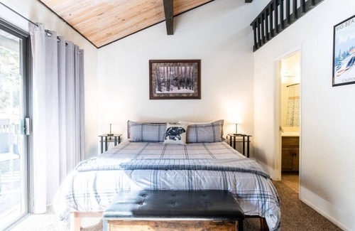 Summit Estates Ski Chalet | Summit Shack B! Walking Distance to Slopes!