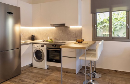 Rhodes Town Hotel | Sun City Luxury Apartments