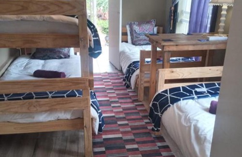 Schoemansville House | Sun Deck Lodge