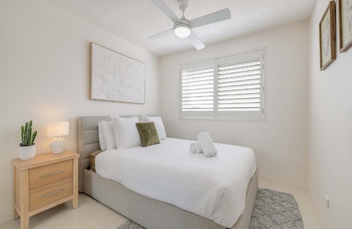 Mooloolaba Apartment | Sun Filled Getaway at Mainsail