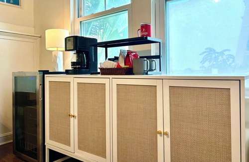 St. Augustine Cottage | Sun & Fun @ Can't Be Beat Beachfront Location!