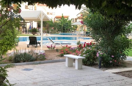 Gastria House | Sun Rise Beach Club - CZ2