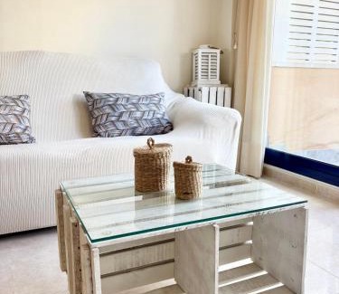 Daimuz Apartment | Sun & Sea Daimus