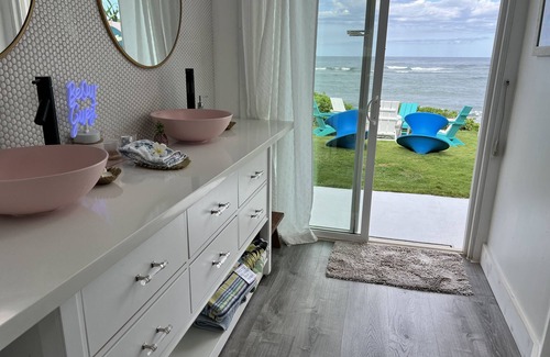 Laie House | SUN, SWIM, SURF, kid-friendly,beachfront, 30 day contact us, see details