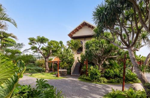 Dong Hoa Resort | Sun Village