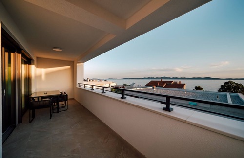 Kozino Apartment | Sunadria C2