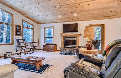 Sunbeam Estates House | Sunbeam Cabin Close to Downtown and Ski Shuttle