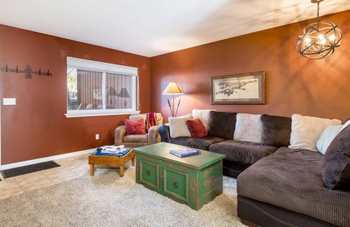 Steamboat Springs Condo | Sunburst 3473 by SkyRun! Fireplace! Hot Tub! Private Grill!