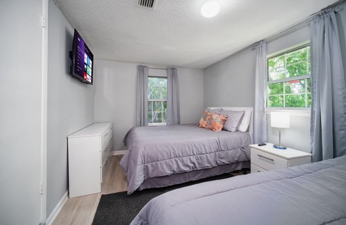 Green Cove Springs House | ~Sundapple Sleeps 8 Healing Spring & Kayak Park~