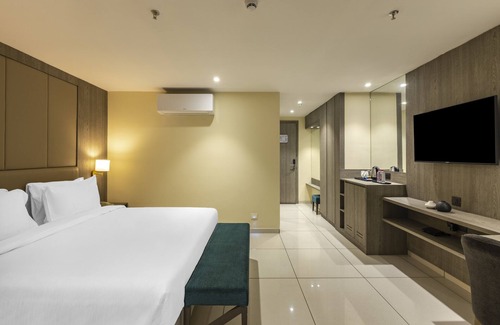 Sayajiganj Hotel | Sunday Hotel Vadodara