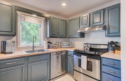 North Conway Condo | Sunday Slopes - Game Room + Central Location!