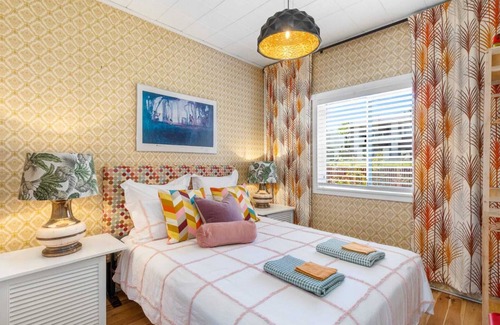 Erowal Bay Cottage | Sundaze Shack with 3pm Checkout