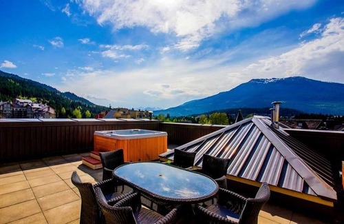 Whistler Village Hotel | Sundial Boutique Hotel
