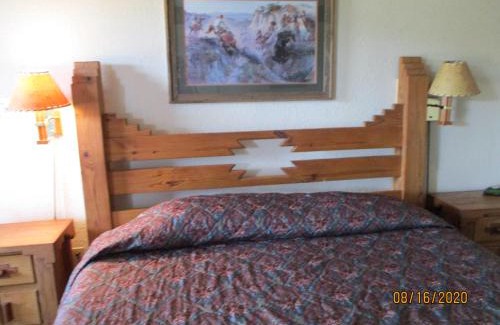 Lincoln Hotel | Sundown Motor Lodge