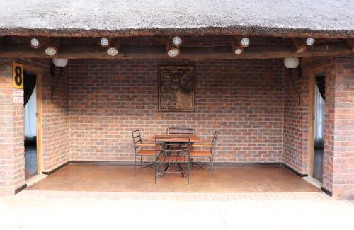 Marble Hall Cabin | Sundowners Game Lodge