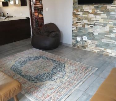 Vanderbijlpark House | Sunflower Guesthouse