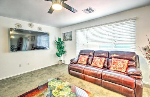 Tucson House | Sunlit Tucson Escape with Patio about 10 Mi to Dwtn!