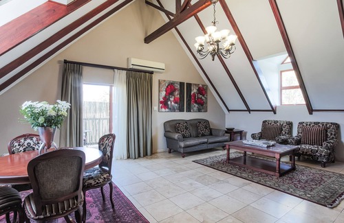 Greater Johannesburg Metropolitan Area House | Sunninghill Guest Lodge