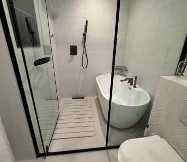 Wantiguan Apartment | Sunny Abode创世纪花园 Deluxe three bedroom near Xujiahui