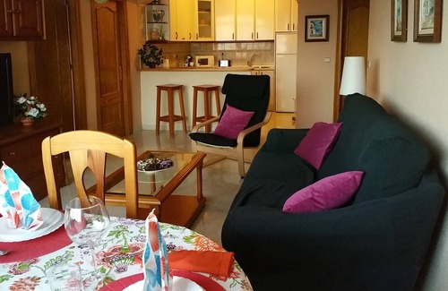 Benalmadena Costa Apartment | Sunny and roomy apartment on the beachfront