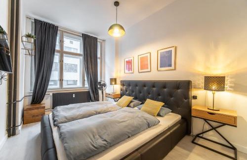 Nove Mesto Apartment | Sunny Central Apartment on Wenceslas Square by easyBNB