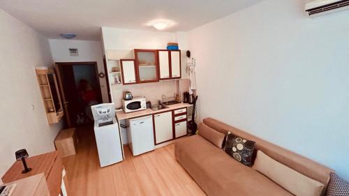 Tankovo Apartment | Sunny Day 6 Studio 11