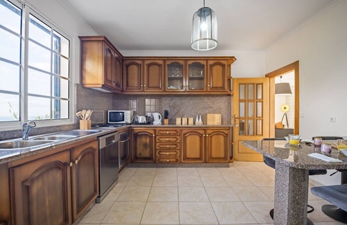 Ponta do Sol Ski Chalet | Sunny House by Madeira Sun Travel