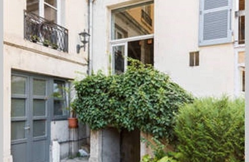 Old Lyon Apartment | Sunny loft in the heart of Vieux Lyon