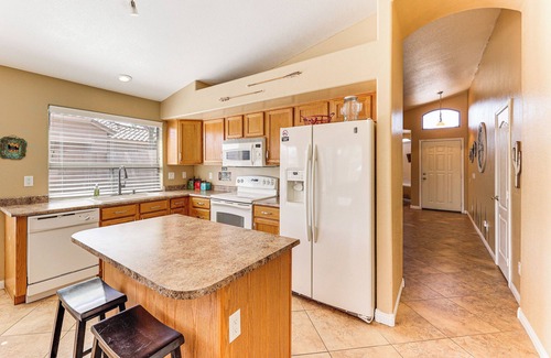 Maricopa House | Sunny Maricopa Getaway w/Private Pool + Fire Pit!