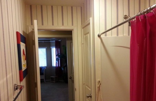 Maricopa House | Sunny Maricopa spacious Vacation Home. Clean 3Bd/2Bath. Close to everything