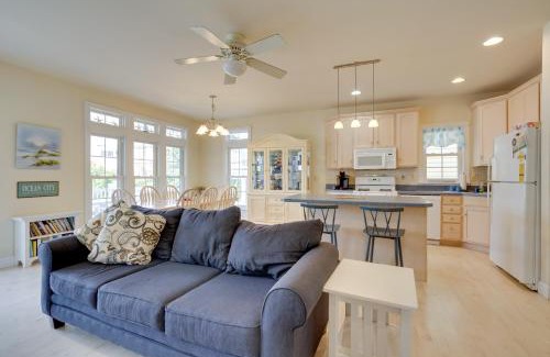 North End Apartment | Sunny Ocean City Retreat about Qtr-Mi to Beach!