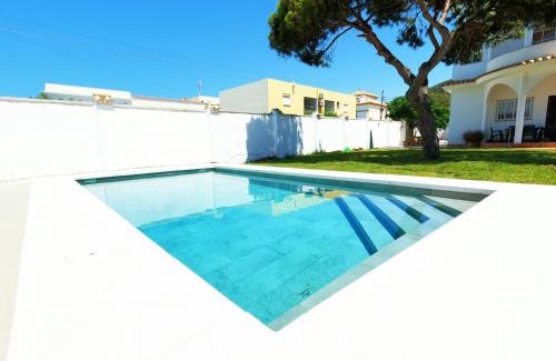 Los Canos de Meca House | Sunny ocean view house walking distance from beach