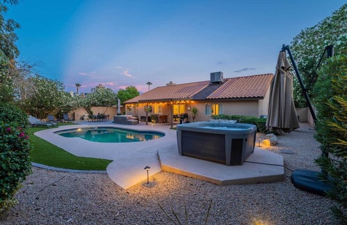 Paradise Valley Village Cottage | Sunny Scottsdale Retreat w/Private Pool!