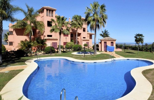 Ojen Apartment | Sunny Terrace Near Marbella