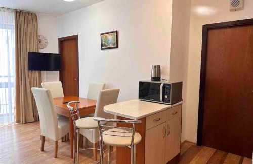 Borovets Apartment | Sunny two bedroom apartment 12 in Tulip , Flora Residence - prime location!
