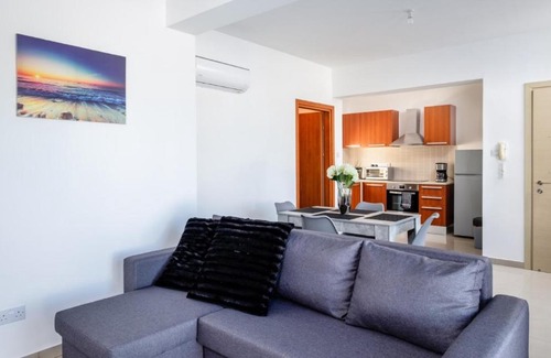 Tersefanou Apartment | Sunnyside Apartment