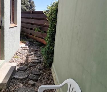 Fish Hoek Apartment | Sunray Cottage